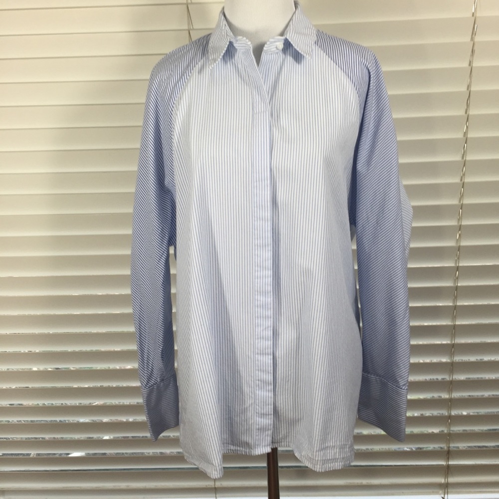 Zara Striped Blue White Buttoned Sleeves Shirt Med
